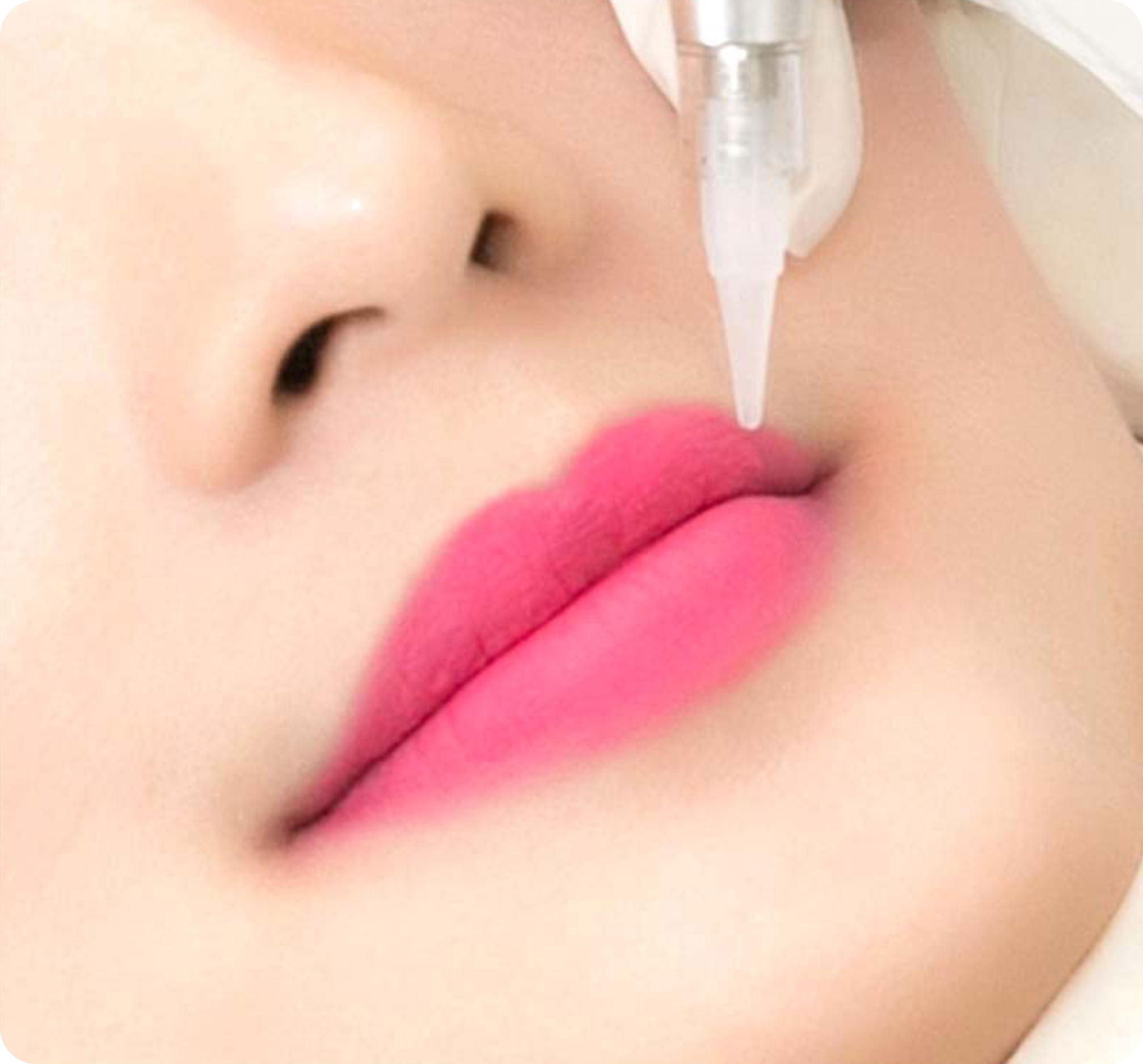 CHỈNH DÁNG, DẶM MÀU MÔI MIỄN PHÍ CHỈNH DÁNG, DẶM MÀU MÔI MIỄN PHÍ